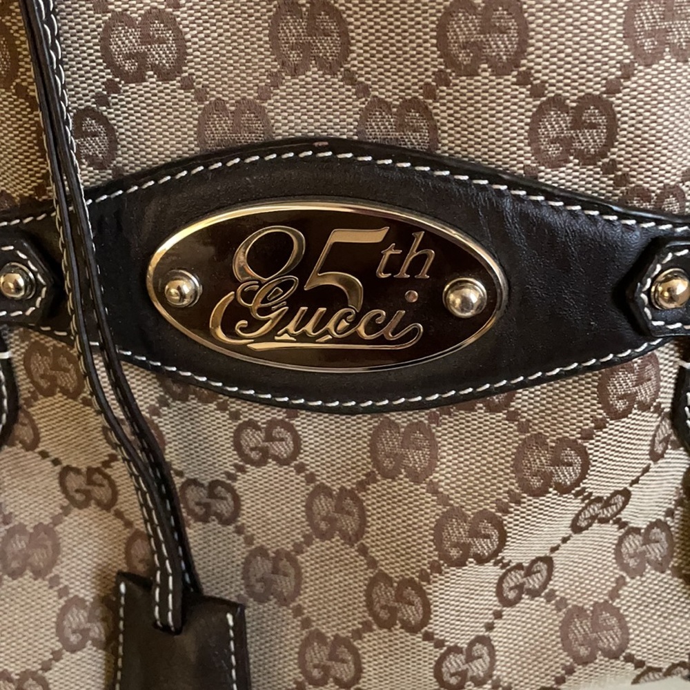 Authentic Gucci 85th Anniversary Limited Edition - Picture 2 of 10